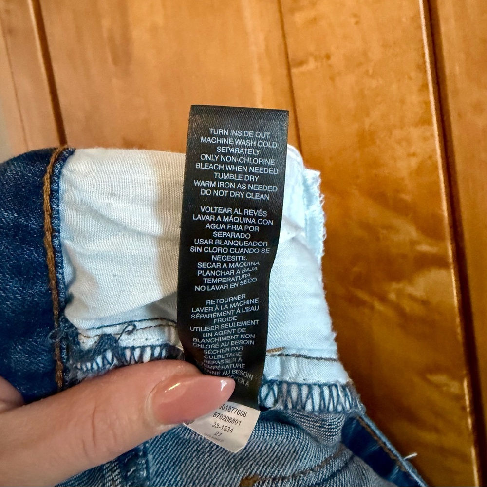 White House Black Market ‘The Skinny Crop’ Embroidered Ankle Jeans Size 10 - Picture 15 of 16